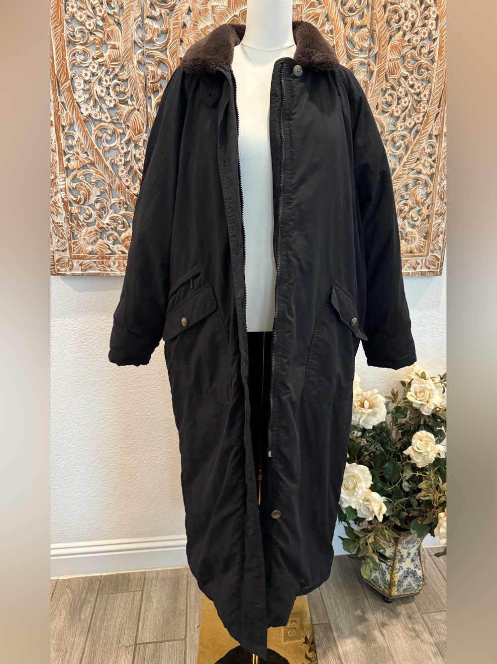 Eddie Bauer Women’s Black Goose Down Full Length Winter Parka, Long Coat- size L - Picture 3 of 14